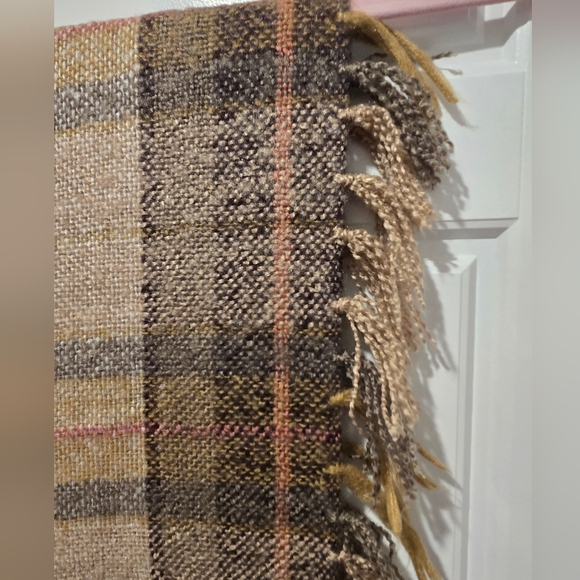 LOFT Plaid Fringe Blanket Scarf - Picture 2 of 4